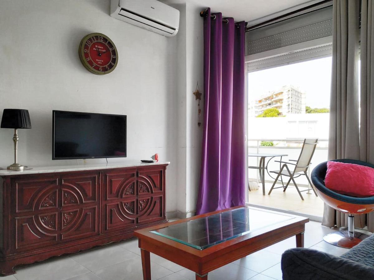 Apartsalou Pepa Apartment Bagian luar foto
